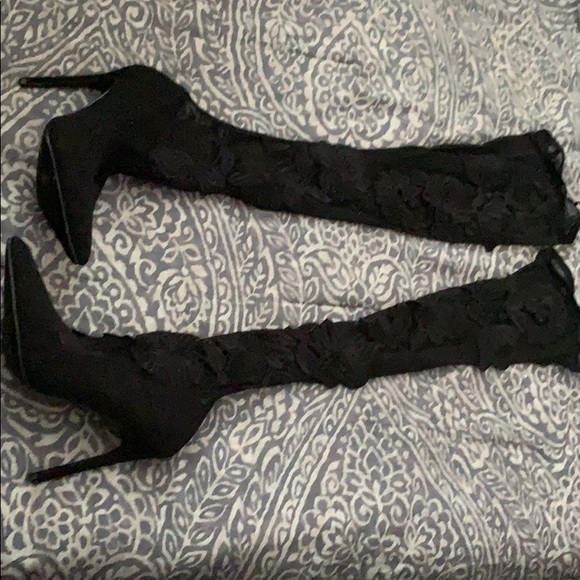 Boots - Picture 1 of 3